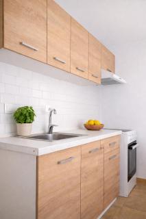 Grand Seaview Retreat - walk to the beach - 2