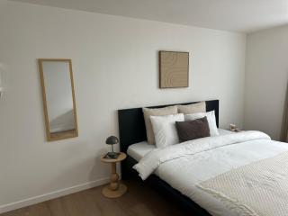3 Private Rooms, Cozy Stay 15 Min Downtown - 7