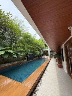 Choox Villa Hotel - 1