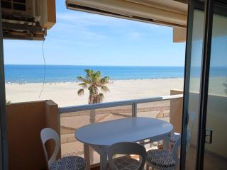 Grand 3 pièces climatisé avec parking à Canet-en-Roussillon - FR-1-833-2 - 0