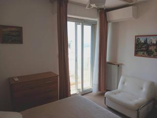 Grand 3 pièces climatisé avec parking à Canet-en-Roussillon - FR-1-833-2 - 2