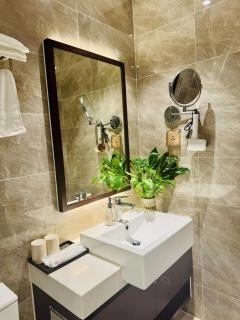 Sapphire Hạ Long Aurora Apartment - 6