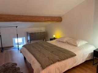 Belle maison à 5 min du château de Grignan - 2