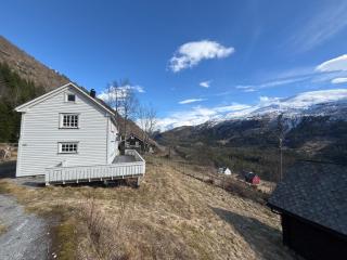 Cosy house at old farm at Voss - 9