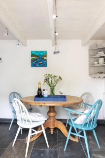 Island House - 6