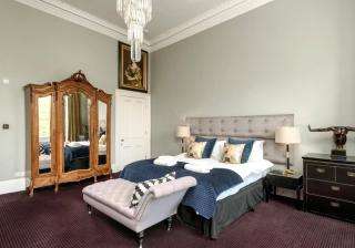 Luxury 3 bed flat Edinburgh - 2