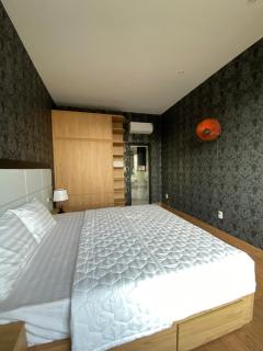 Seaview Apartment, Balcony, Near the Square - 5