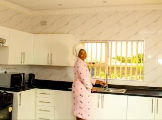 Lion Haven Guest House - 4