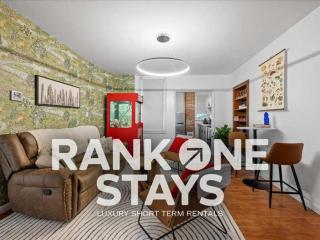 King Bed Apartment Near Butler St - 0