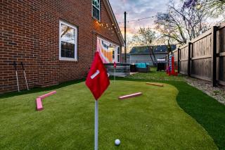 Game-Filled Escape w Golf - 9