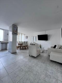 Edificó los delfines Bocagrande Cerca de la playa 1801 - 2