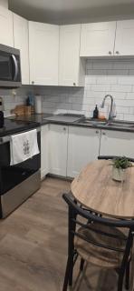 Amaville - Mordern Cozy 1BRM Suite in Chappelle - 1