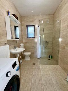 Renovated Two bedroom house in charming Gošići next to Tivat - 3