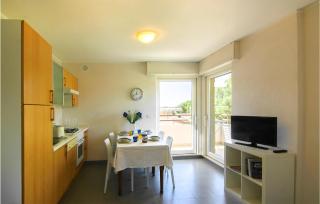 2 Bedroom Nice Apartment In Lavagna - 6