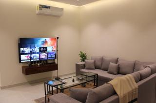 شقة مميزة جديدة 3 غرف نوم بحي العارض #9 - 0