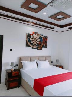 Hotel Kandy road - 4