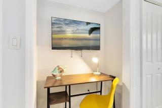 Ocean 17 - Seaglass Cottage - 2