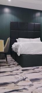 Transvent Hotel and Suites - 3