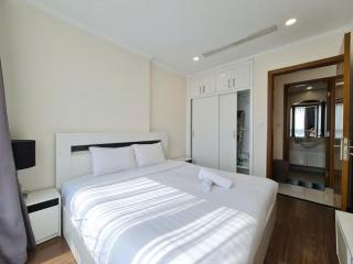 The Suite Landmark Saigon - 4