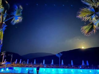 Hotel Lake Park Ksamil - 2