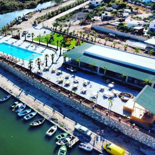 Hotel Lake Park Ksamil - 0