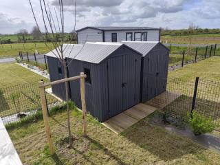 mobil home Num 13 , se situant dans un parc de résidence de loisir proche de la mer - 9