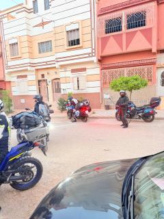 Spacious Apartment with Motorcycle Garage, Free Parking, and Air Conditioning - 2