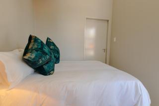 Skyline Serenity in Rosebank The Bolton - 6