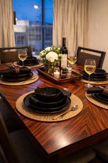 Vancouver Central Homestay Suites - 8
