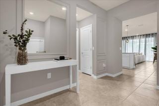 5 BD4.5 BAWindsor Island 4074 LA - 1