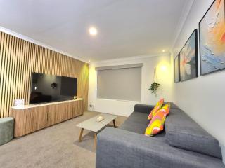 Bibra Lake Retreat - 9
