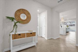 5 BD 4.5 BA Windsor Cay 1281 BI - 2