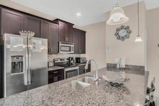 5 Bedrooms 4 Bathrooms Storey Lake 3133 PP - 3