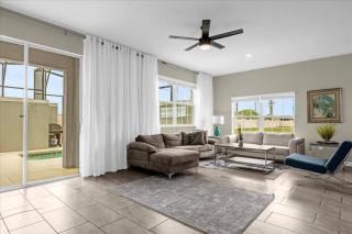 5 Bedrooms 4 Bathrooms Storey Lake 4901 WA - 7