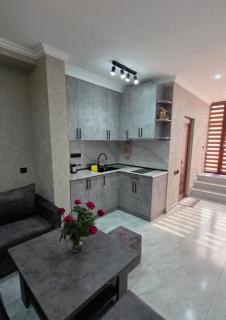 Livana Guesthouse - 3