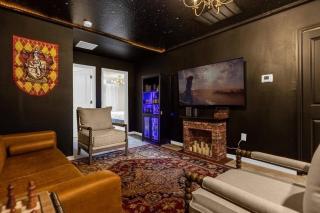 5 Bedrooms 4.5 BathroomsWindsor Island 4306 LA - 5