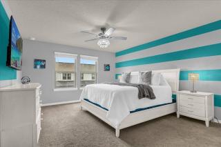 5 Bedroom 4.5 Baths Windsor Westside 2424 TD - 4