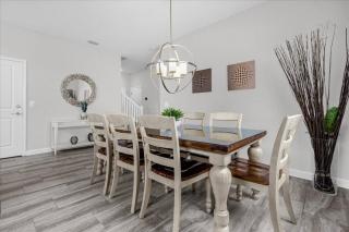 5 Bedroom 5 Bathroom Storey Lake 4735KC - 6