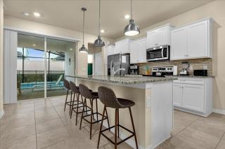 5 Bedroom 5.5 Bathroom Windsor Island 1880 SD - 5