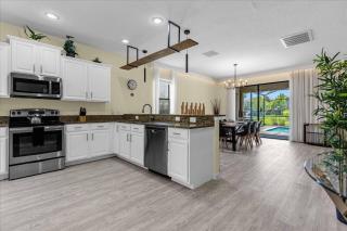 5 Bedrooms4.5 BathroomsChampions Gate 1416 WW - 3