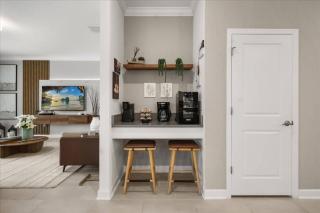 6 Bedrooms 5 Bathrooms Champions Gate 8997 PT - 6