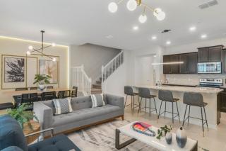 5 Bedrooms4.5 Bathrooms Windsor Island 112 JW - 9