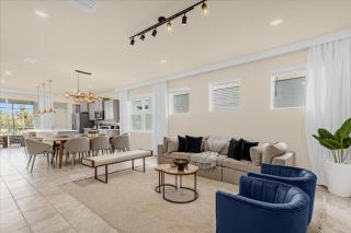 5 Bedrooms 5.5 BathroomsWindsor Island 3823 LA - 8