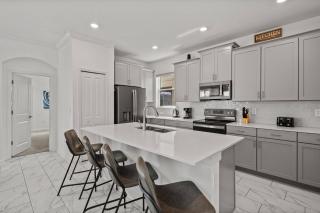 5 Bedrooms 5 Bathrooms Champions Gate 9169 Sh - 2
