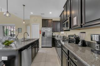 5 Bedrooms 5 Bathrooms Paradise Palms 2948 BP - 1