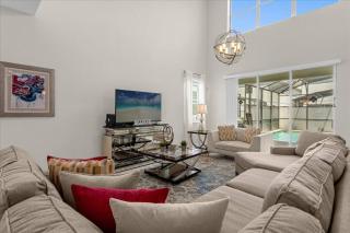 5 Bedrooms 5 Bathrooms Storey Lake 4762KC - 8