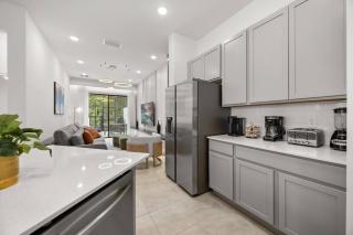 5 Bedrooms 5 Baths Paradiso Grande 10299 ET - 1