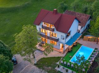 Apartments Villa Mavi Plitvice - Drežnik Grad - 9