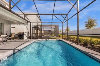 5 Bedrooms 5.5 Bathrooms Windsor Island3317 LW - 5