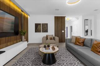 6 Bedrooms 6 Bathrooms Storey Lake 2972 PL - 5